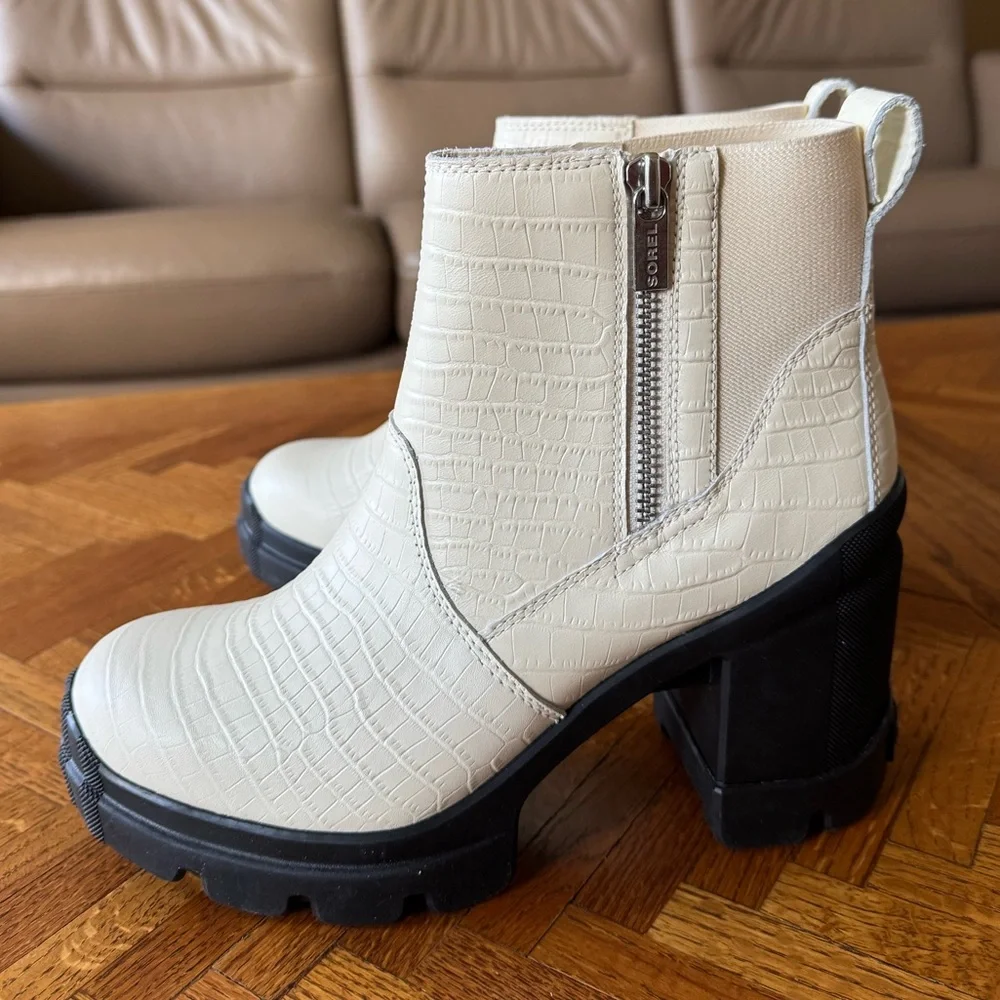 🖤NWT🖤 Sorel Caribou X Chelsea Boot - Picture 2 of 8